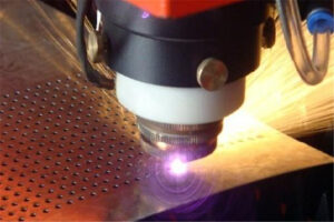 Several important factors affecting the accuracy of laser cutting