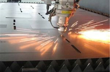 The advantages of laser cutting compared with other thermal cutting methods